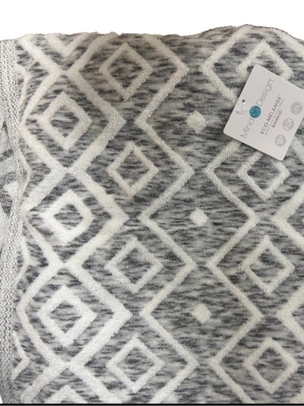 Mind on Design Eco-Melange Gray and White Bath Towels Rayon from Bamboo Soft